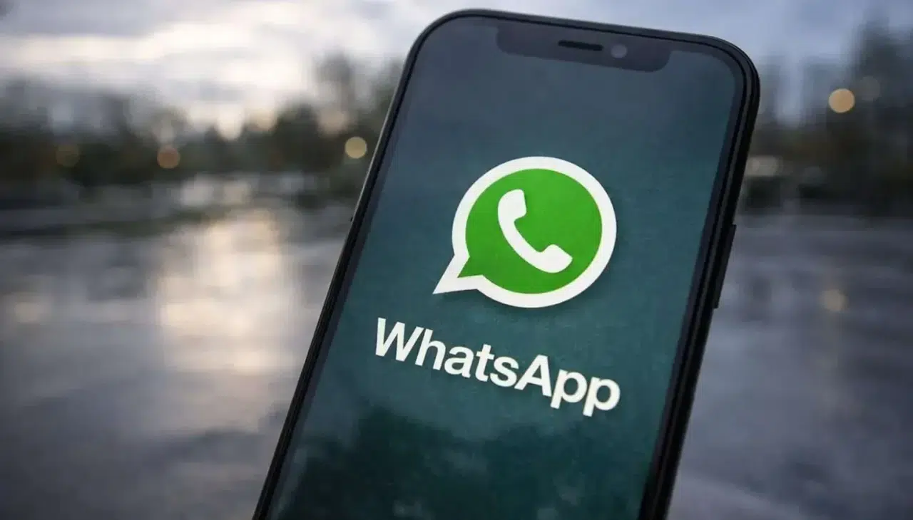 WhatsApp mesajlaşma uygulaması olmaktan çıkıyor: Instagram özelliği resmen geliyor!