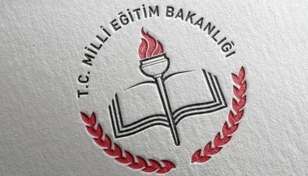 MEB’den flaş yasak: Okullarda fotoğraf ve sınıf listesi dönemi bitiyor!