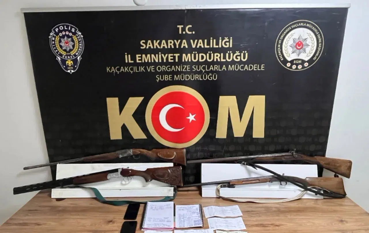 Sakarya’da polisten tefecilik operasyonu: 2 şüpheli gözaltında