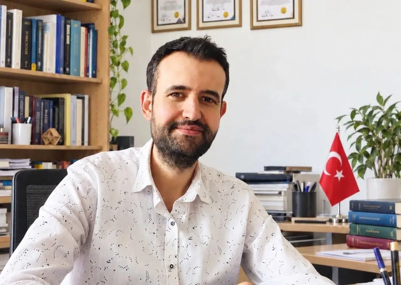 Dr. Bahadır Kopçasız, dünyanın en etkili bilim insanları listesinde Türkiye birincisi oldu