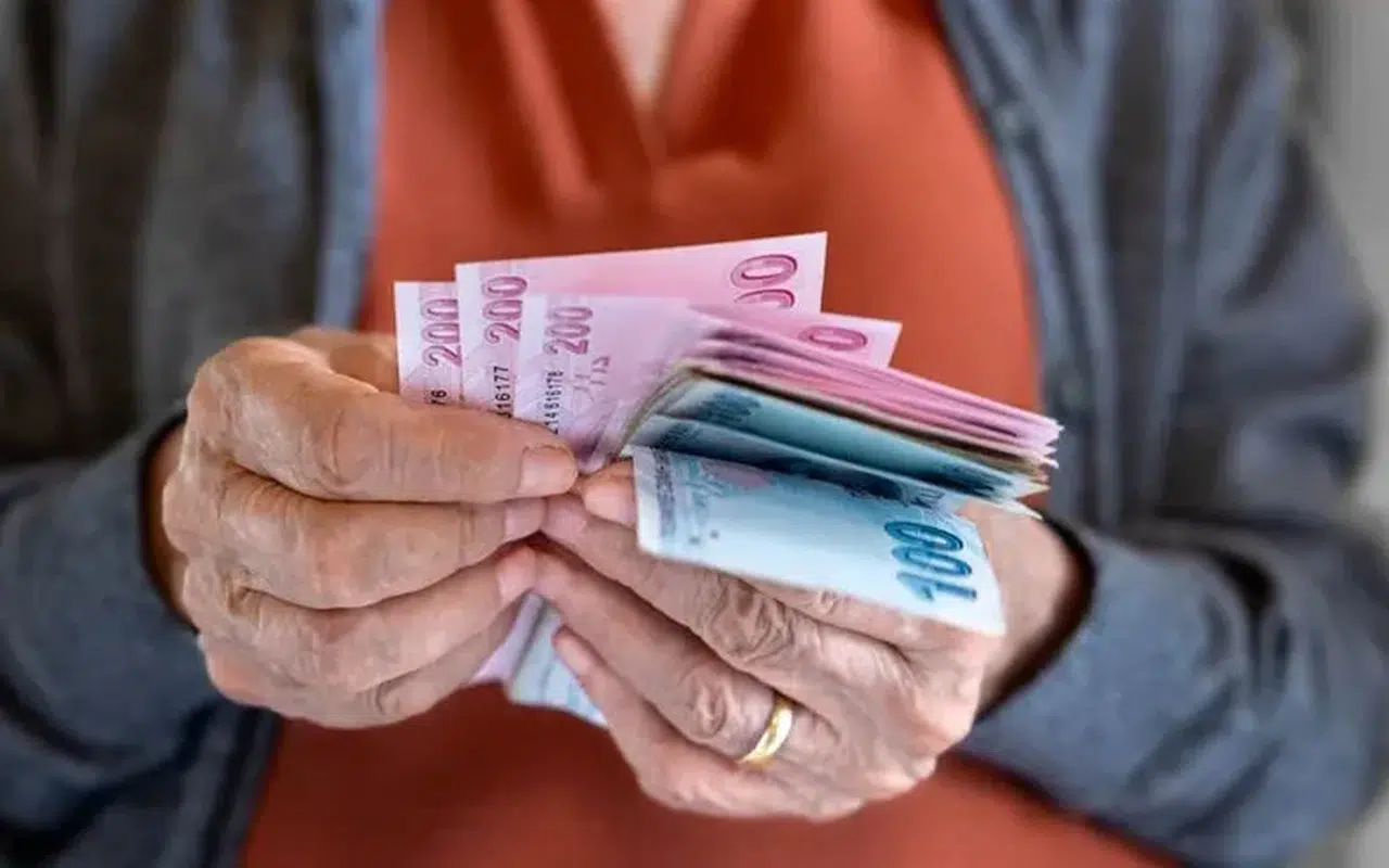 Emekliye ek ikramiye teklifi Meclis’te: 4A, 4B, 4C emeklileri ne kadar alacak, ödemeler ne zaman başlayacak?