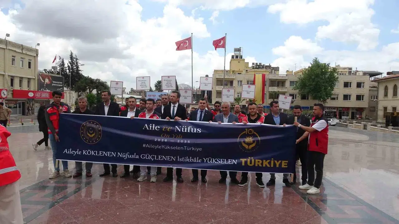 Kilis’te aile vurgusu: Sokaklar güçlü toplum mesajıyla doldu