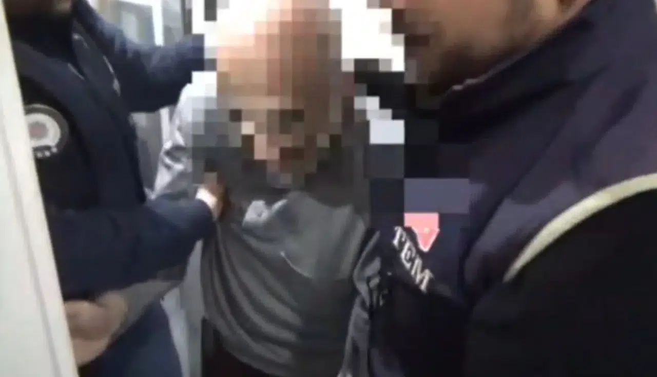 Kilis’te nefes kesen operasyon: 8 yıllık firari banyodaki zulada bulundu