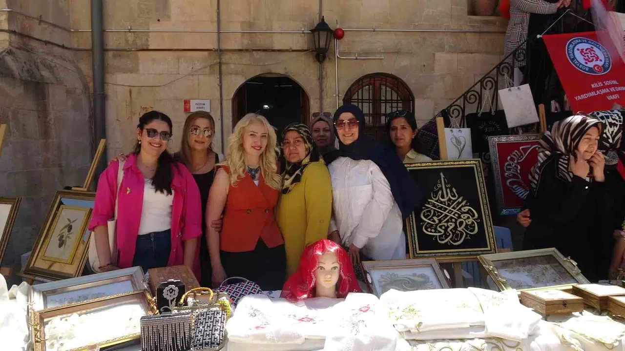 Kilis’te el emeği şöleni: Kursiyerlerin yıl boyu süren maratonu sergide buluştu