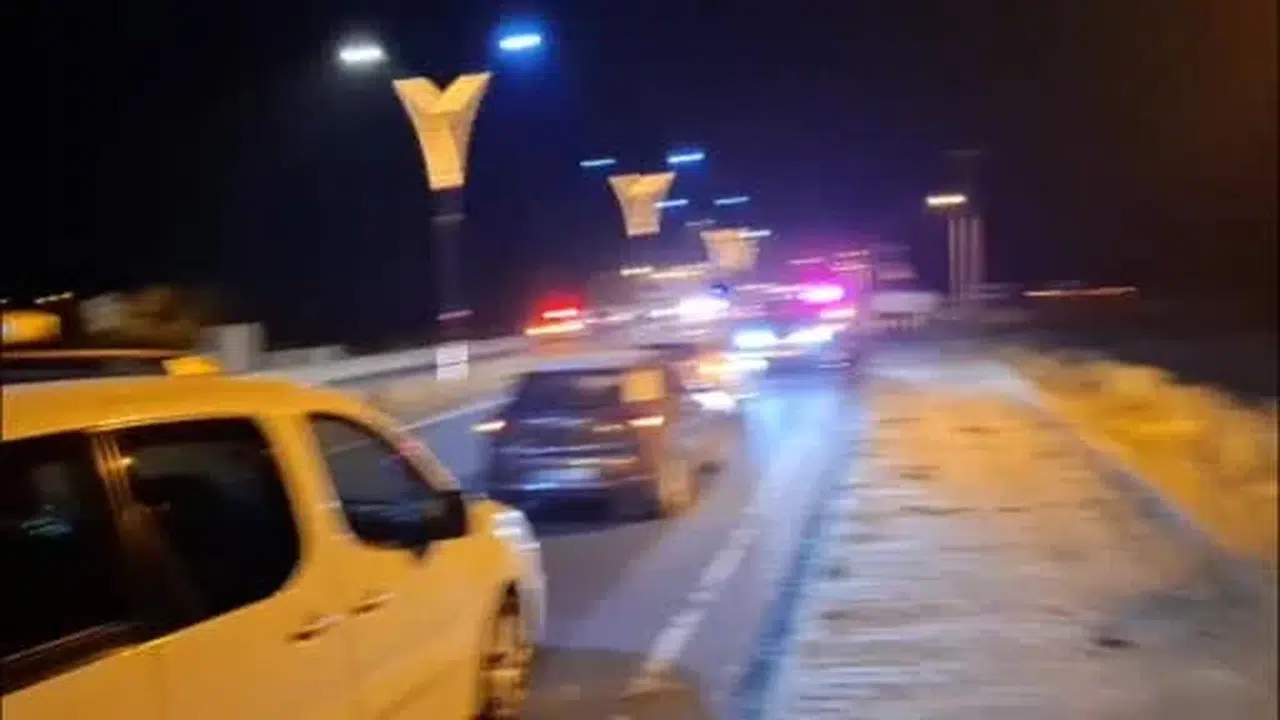 Bitlis'te motosiklet ve otomobil çarpıştı: iki yaralı hastaneye kaldırıldı