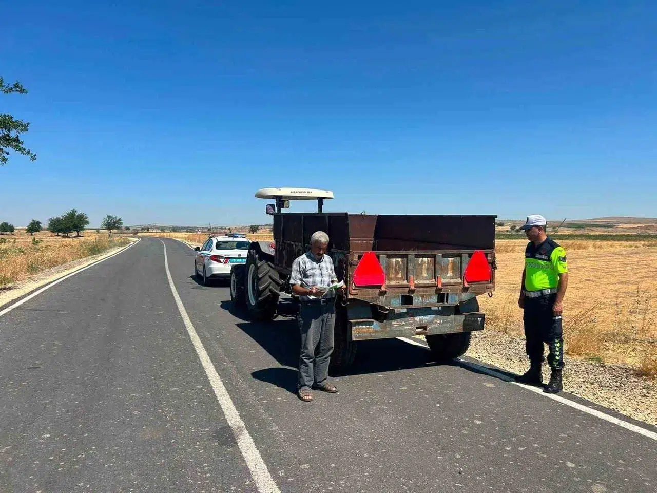 Kilis'te tarım sezonunda jandarma traktör denetimi gerçekleştirildi