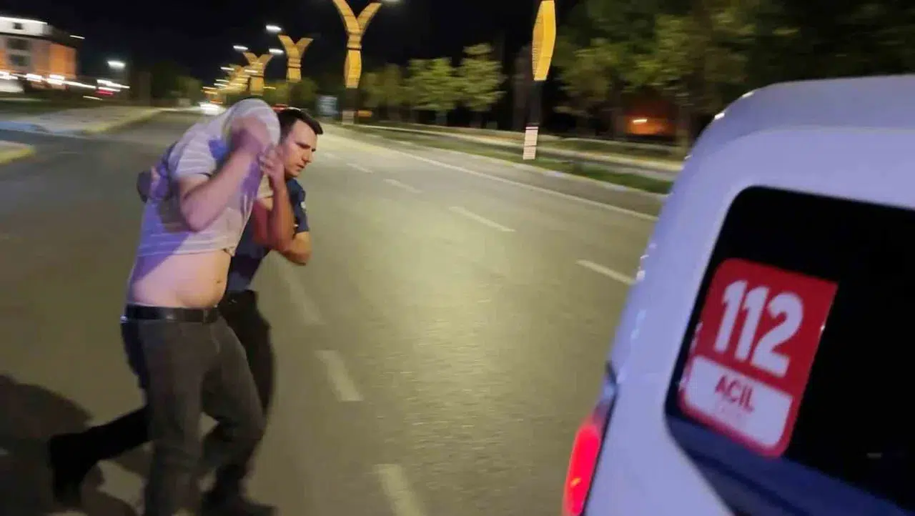 Alkollü sürücünün arıza oyunu polisten döndü