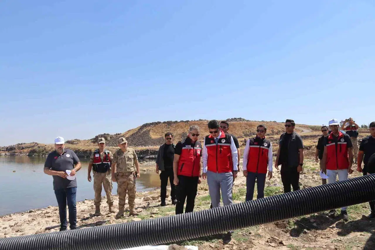Kilis’te su kaynaklarının zenginliği artıyor: 600 bin yavru balık göletlere bırakıldı