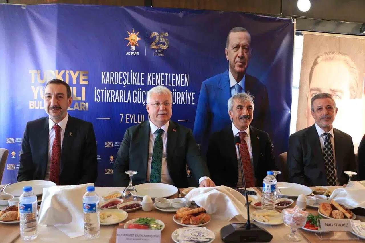 Akbaşoğlu Kilis’te Türkiye Yüzyılı Buluşmaları'nda önemli mesajlar verdi