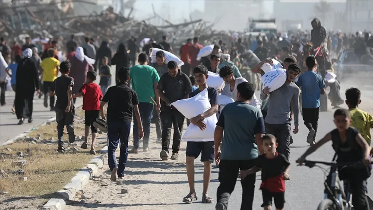 İsrail engeli! UNRWA'nın Gazzeye giden yardım akışı kısıtlandı