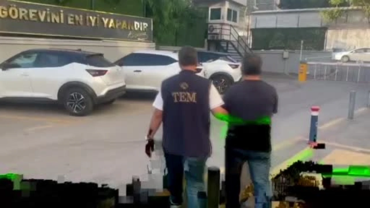 FETÖ’nün kripto iletişim ağı çözüldü: ByLock kullananlar listede!