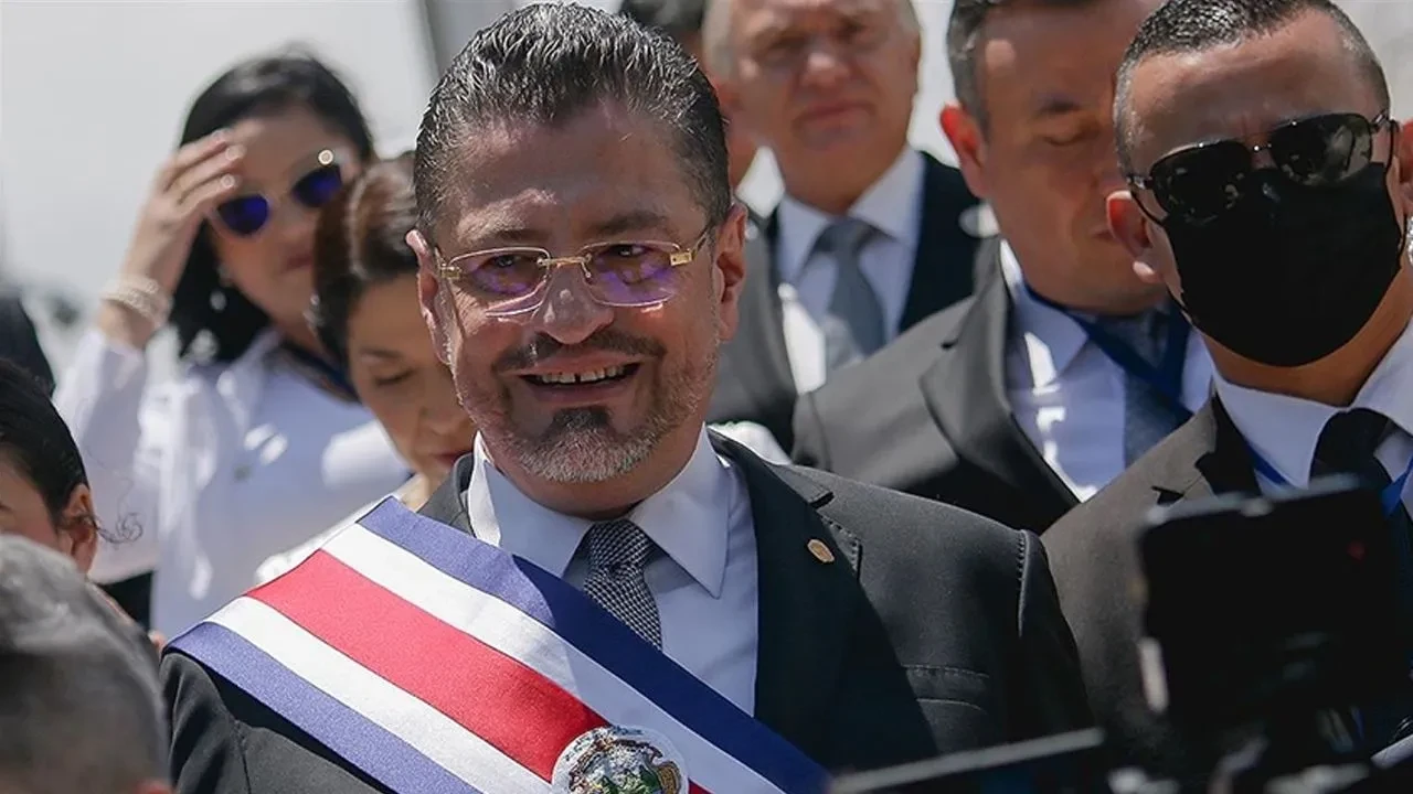 Kosta Rika'da 'Türkiye' hayranlığı! Cumhurbaşkanı Chaves'ten övgüler...