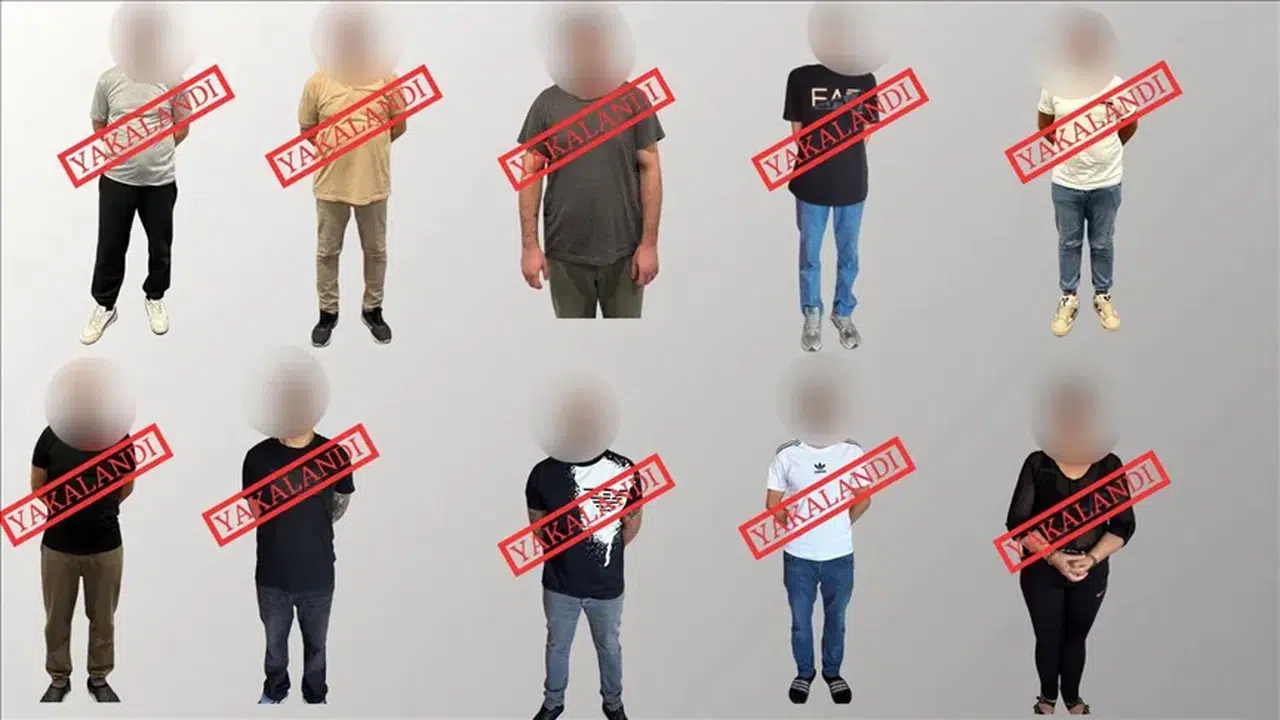 Sınır ötesi takip sonuç verdi! Kırmızı bültenli firariler paketlendi