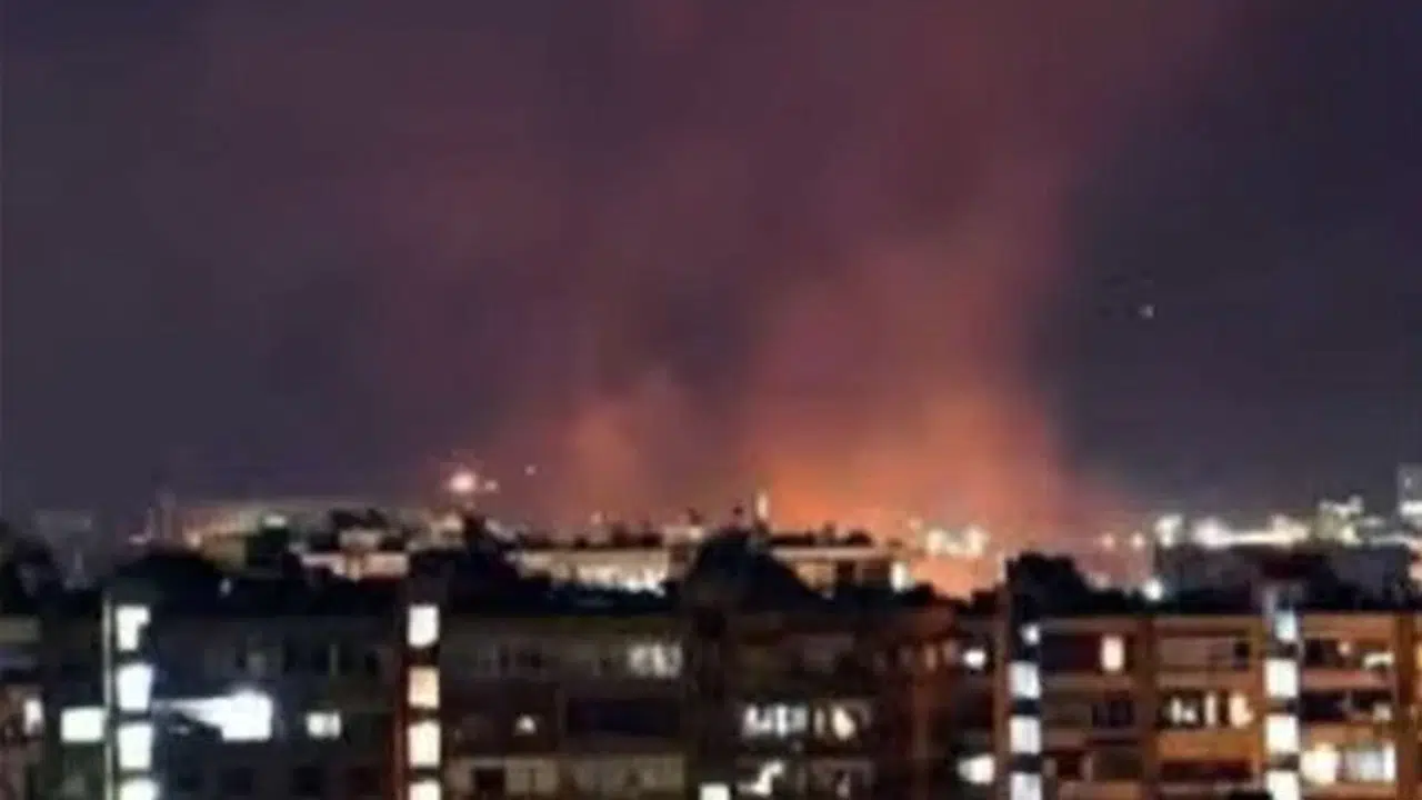 Şam’da geceyi sarsan patlamalar korkuyu sokaklara taşıdı