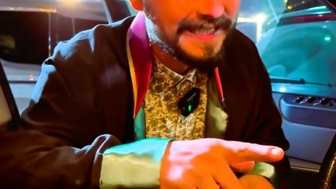 Galericinin cübbeli videosu baroyu ayağa kaldırdı!