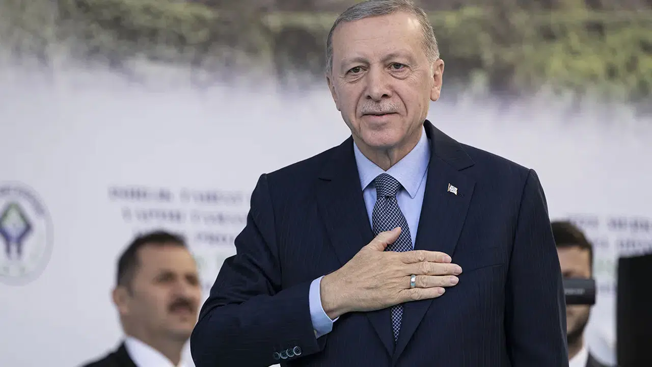 Erdoğan’ın Aşkabat ziyareti başladı: Bölgesel denklemler yeniden yazılıyor!