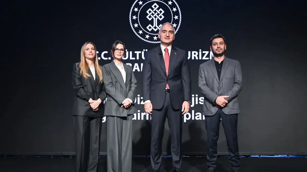 Türkiye tanıtımında yeni dönem: Hikâyeyi giyen mini diziler sahada