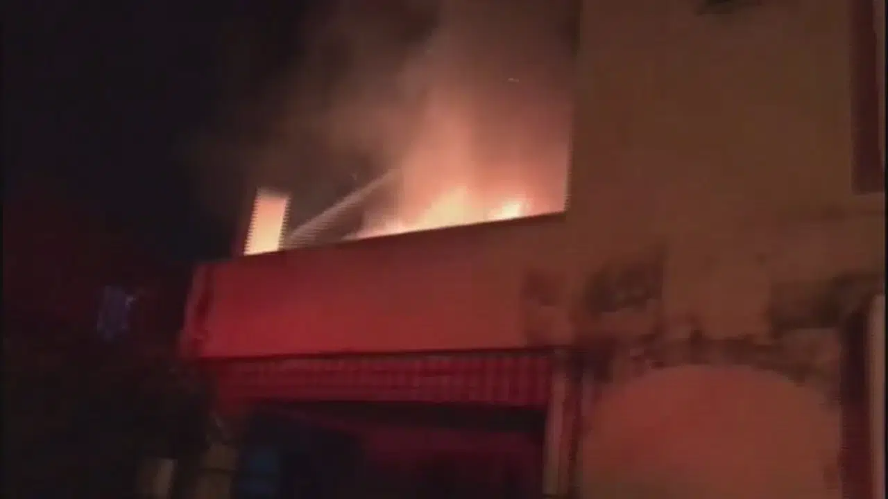 Alevler ikinci kattan yükseldi! Hatay'da engelli çocuk için seferberlik...