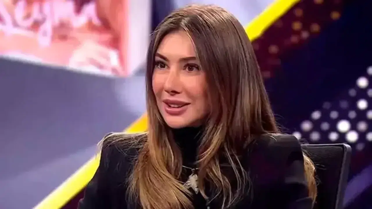 Yakalama kararı bulunan Şeyma Subaşı gözaltına alındı