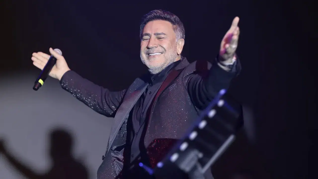 İzzet Yıldızhan Kıbrıs’ta sahne aldı: 'Artık gazino ortamı beni yormaya başladı'