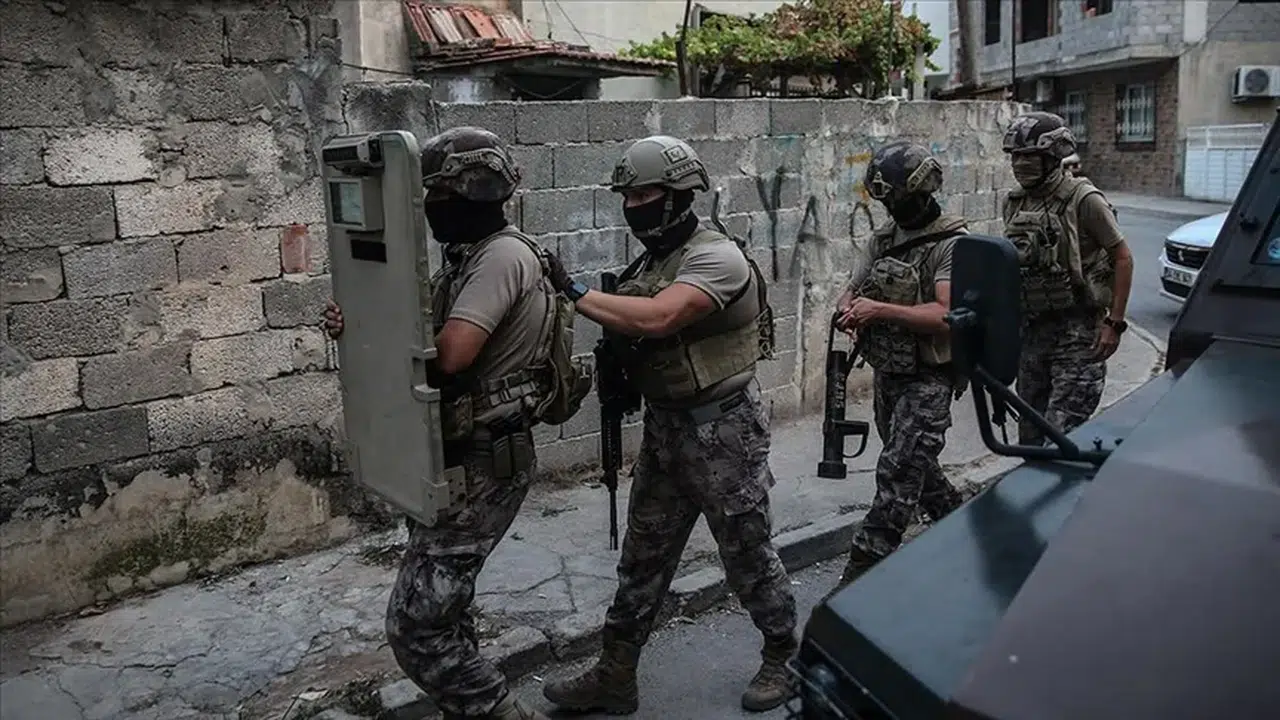 Ankara’da 'Ruhsuzlar' operasyonu: Eğlence mekânı kurşunlandı, suç örgütü çökertildi!