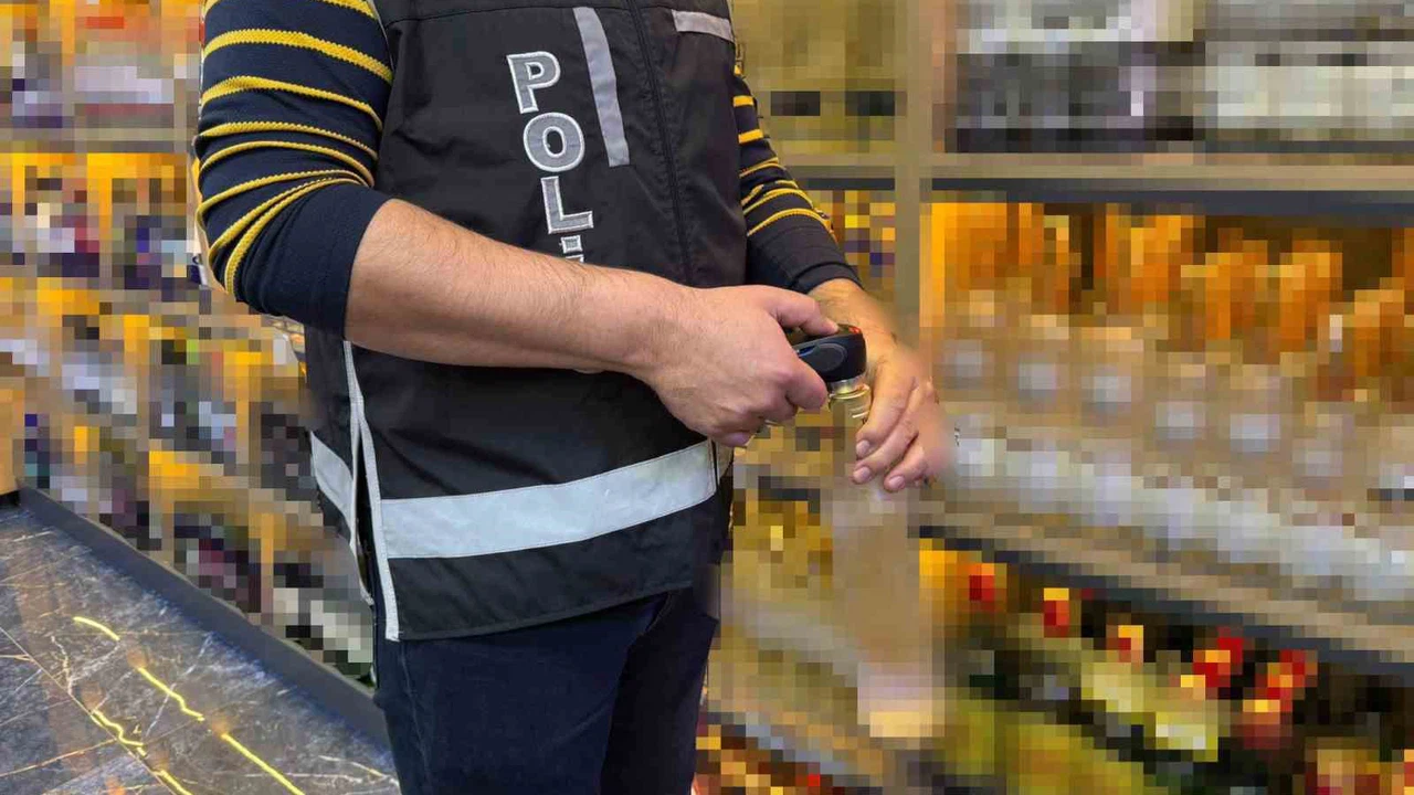 Yılbaşı öncesi Samsun’da sahte içki baskını! Suç üstü yakalandılar