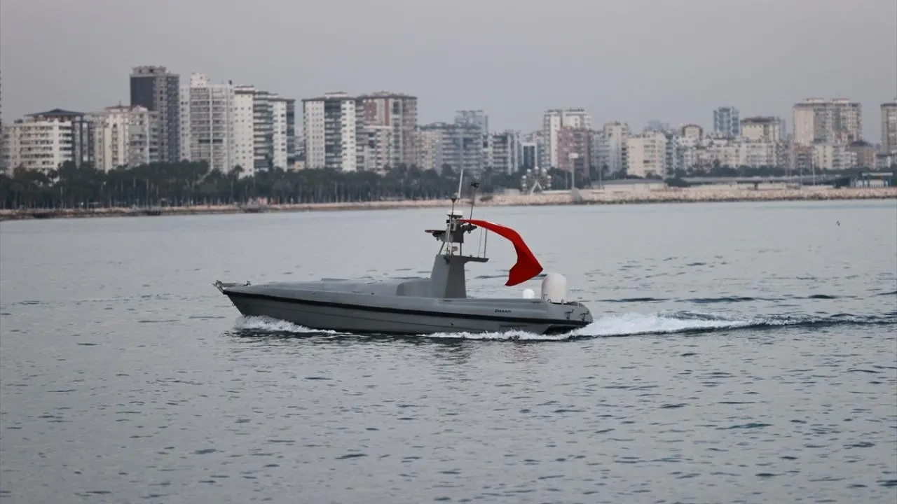 Sinop’ta öğrencilerden yapay zekalı insansız deniz aracı