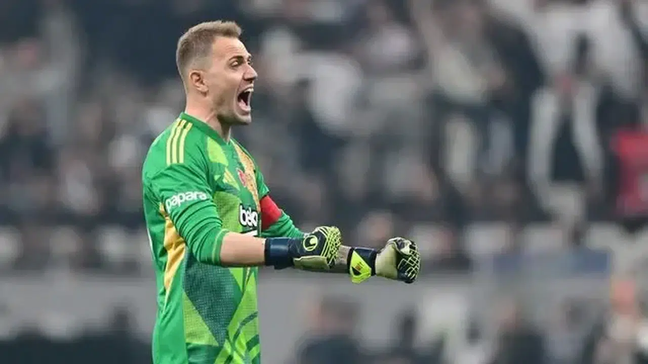 Yuvaya dönüş resmen tamam... Mert Günok Fenerbahçe ile imzaya gidiyor!