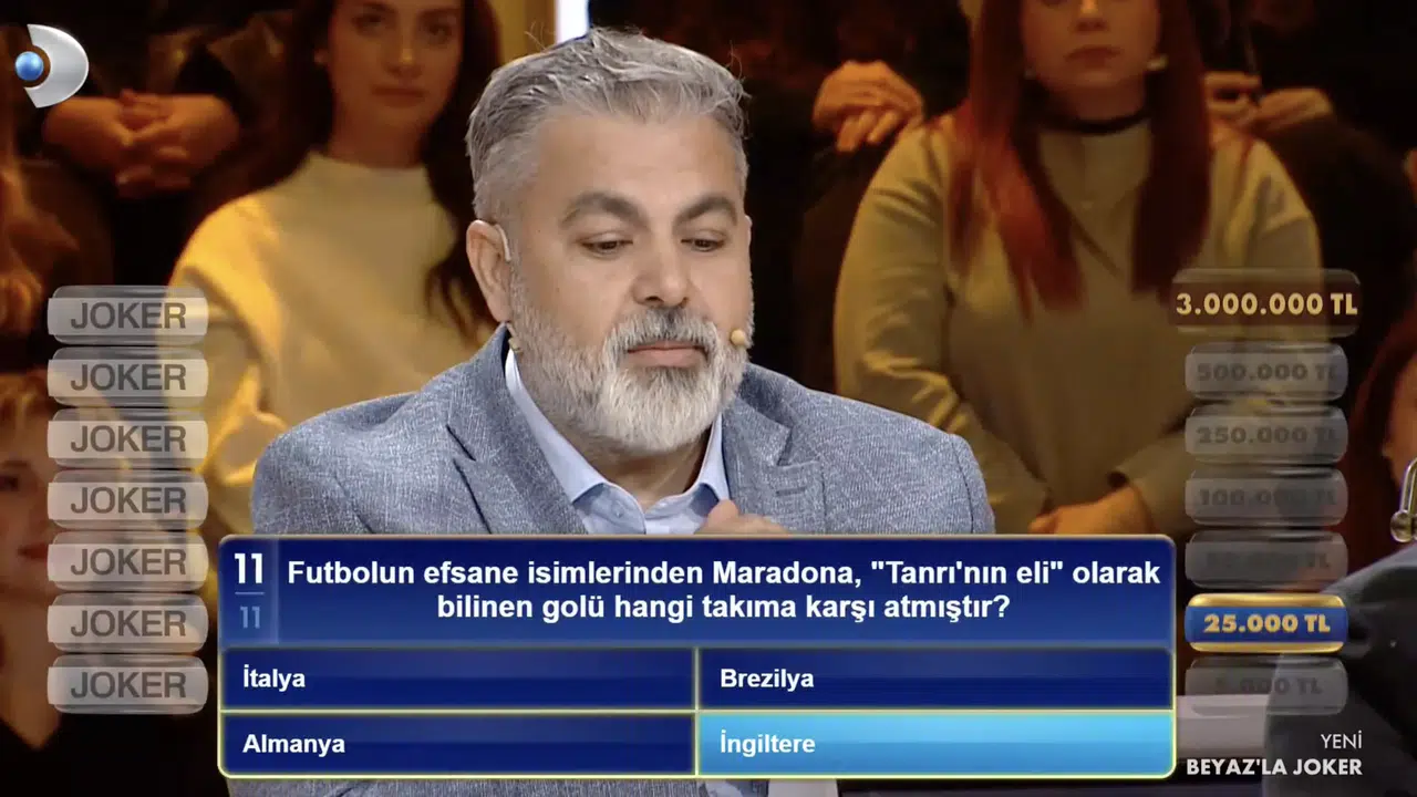 Beyazıt Öztürk’ün sunduğu yarışmada sorulan Maradona sorusu İtalya mı, Brezilya mı, Almanya mı, İngiltere mi?