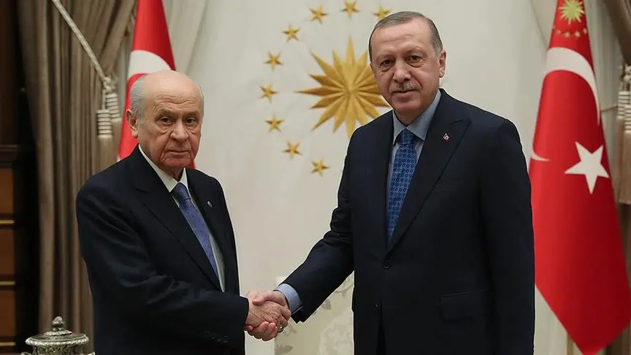Devlet Bahçeli ve Cumhurbaşkanı Erdoğan yılın ilk görüşmesine başladı!