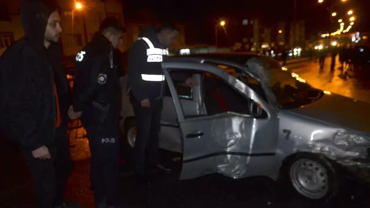 Bafra’da buzlanma dehşeti: Aynı noktada peş peşe k…