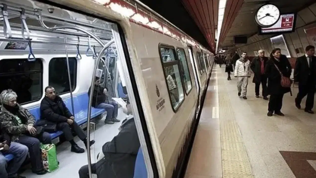 M5 Metro hattı çalışıyor mu? Üsküdar-Sultanbeyli Metrosu açıldı mı? M5 Üsküdar-Samandıra hattında seferler normale döndü mü?