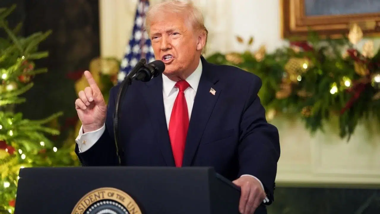 Minneapolis’te polis bir kişiyi öldürdü; buna tepki gösteren vatandaşları Trump, ordu göndermekle tehdit etti!