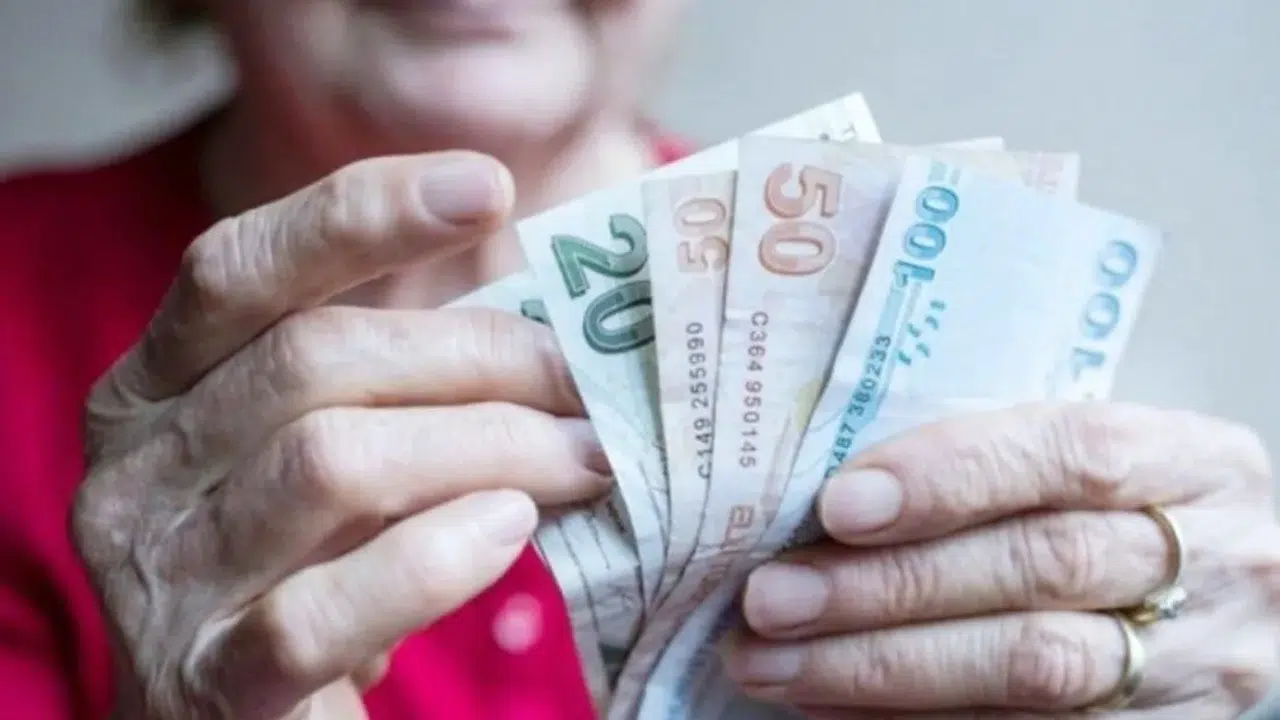 Emekli bayram ikramiyesi 2026 ne kadar ve ne zaman yatacak, zam var mı, ödeme hangi günler yapılıyor?