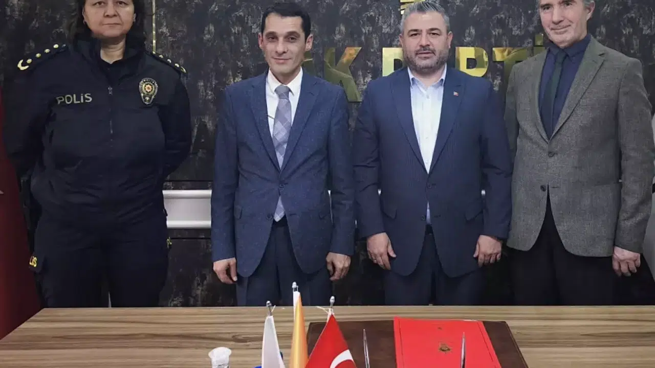 Narlıdere Kaymakamı kim, Kadir Taner Eser kimdir, aslen nereli, kaç yaşında? Hayatı ve üst düzey idari kariyeri