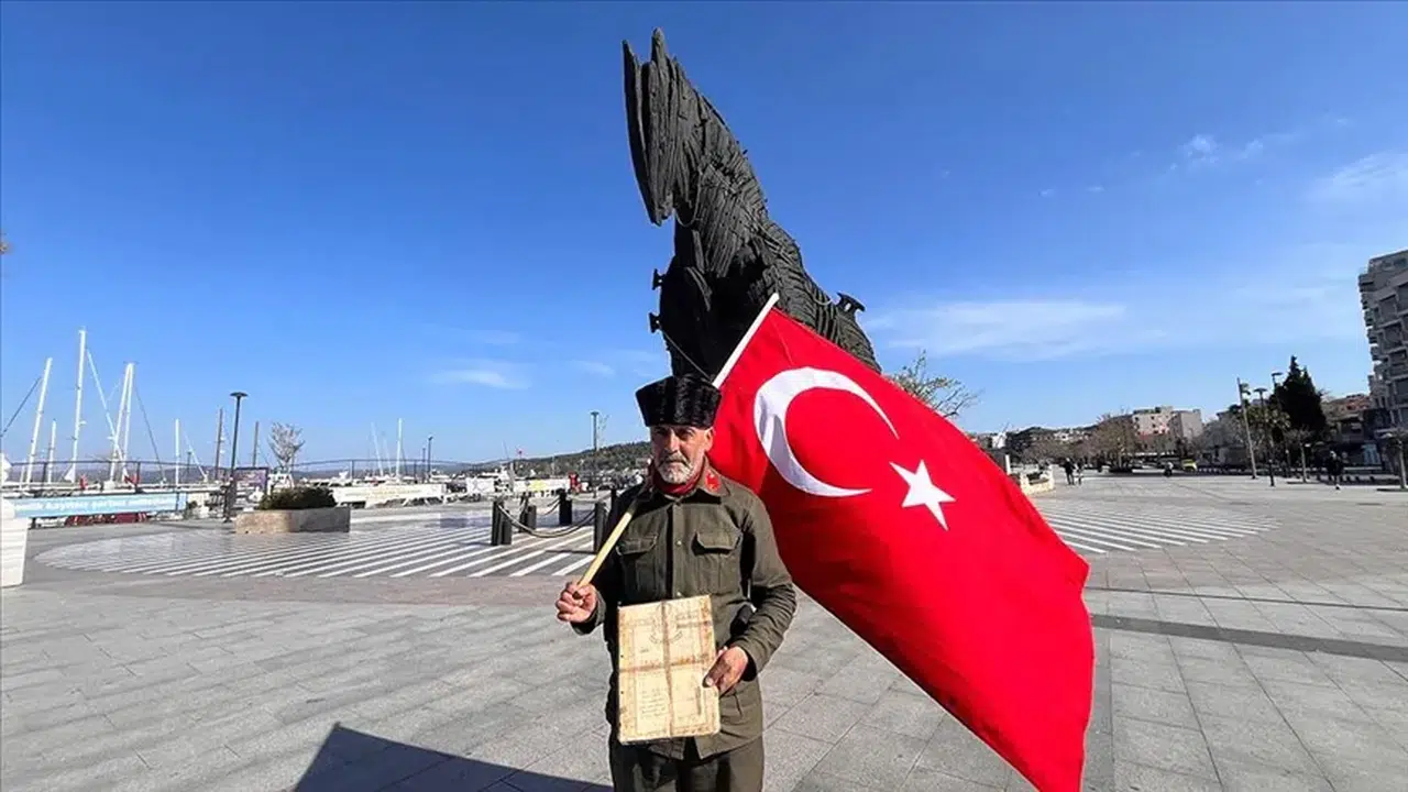 Çanakkale’de bayrak nöbeti: 'Şehitler ölmez' sloganları kenti inletti!