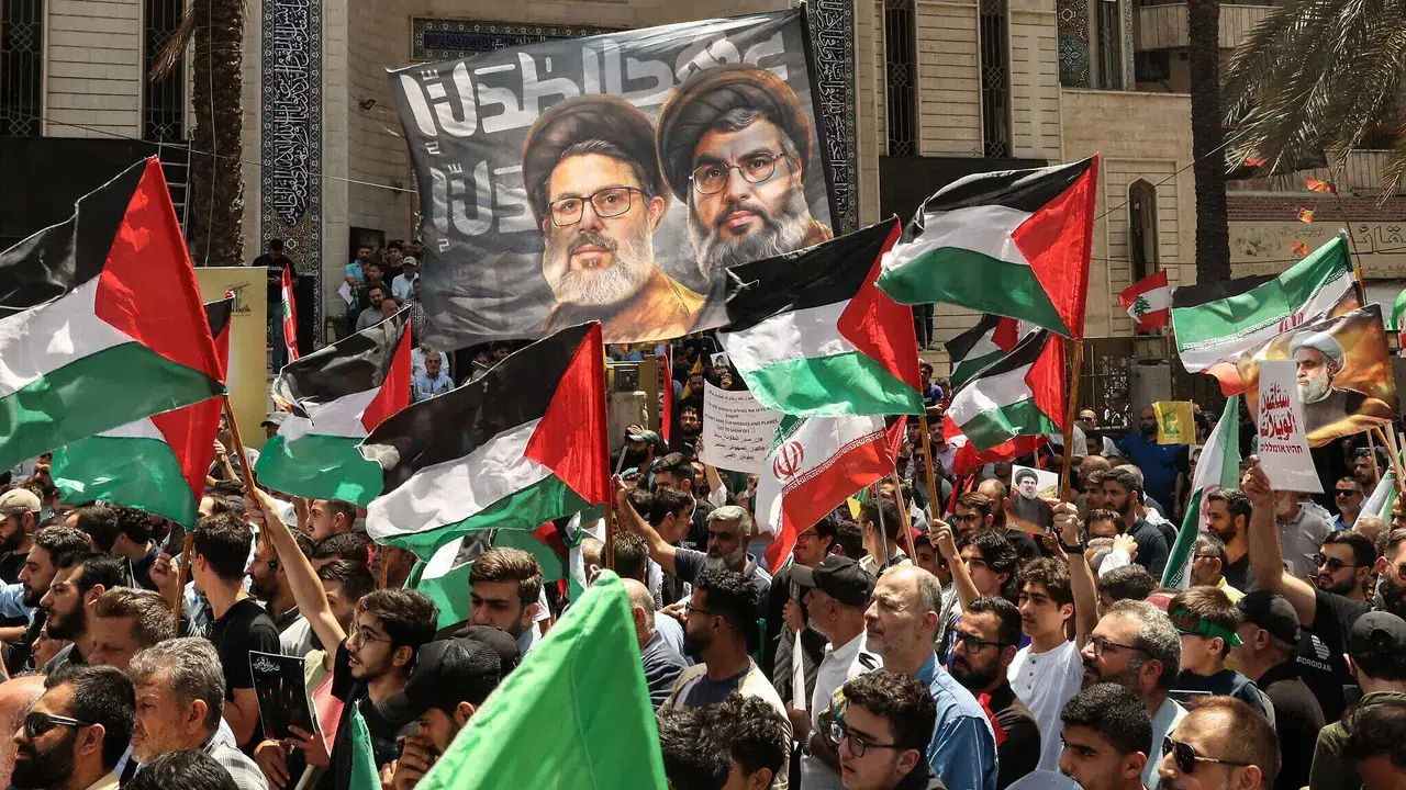 İnterneti kapattılar, halkı susturmadılar: İran sokakları ayakta!