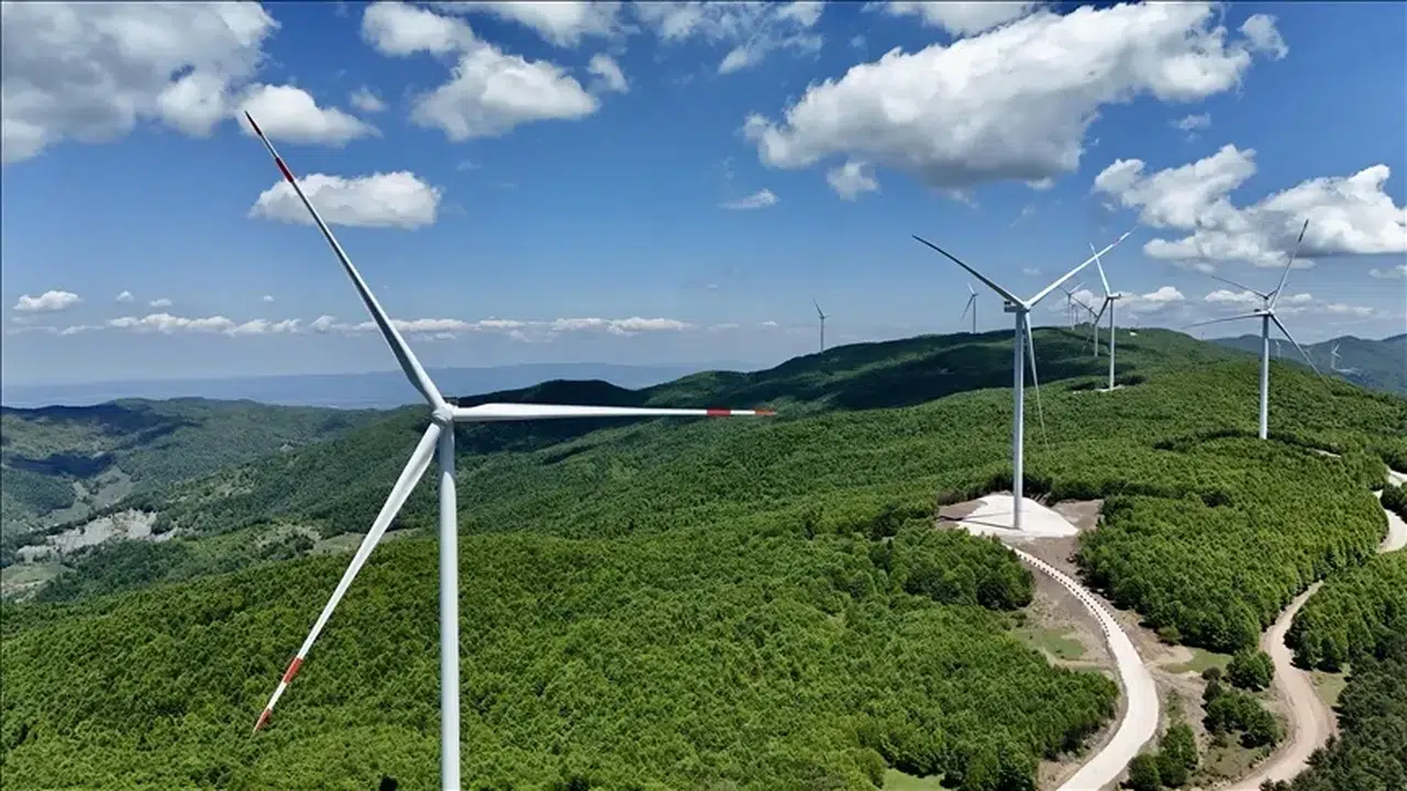 Enerjide tarihi eşik: Türkiye'nin yerli rüzgar tribünleri devrede