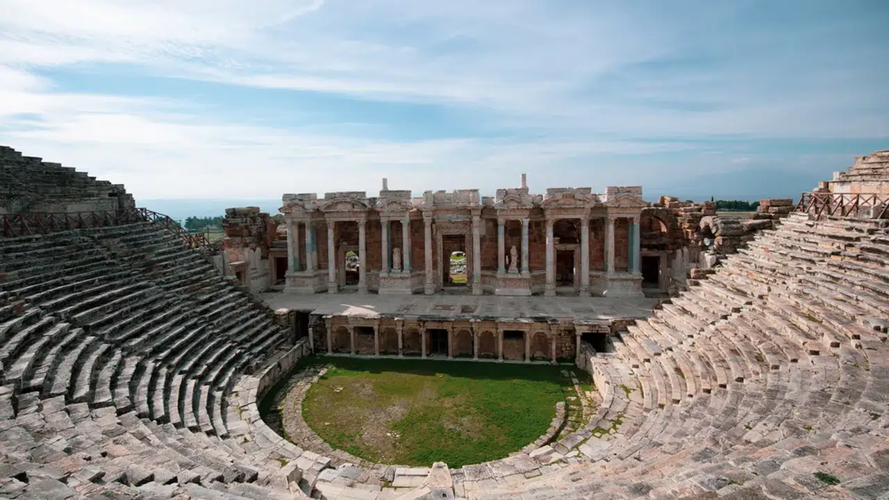 Bakan Ersoy 2025’in müze raporunu açıkladı: 33 milyonu aşkın ziyaretçi kültürle buluştu