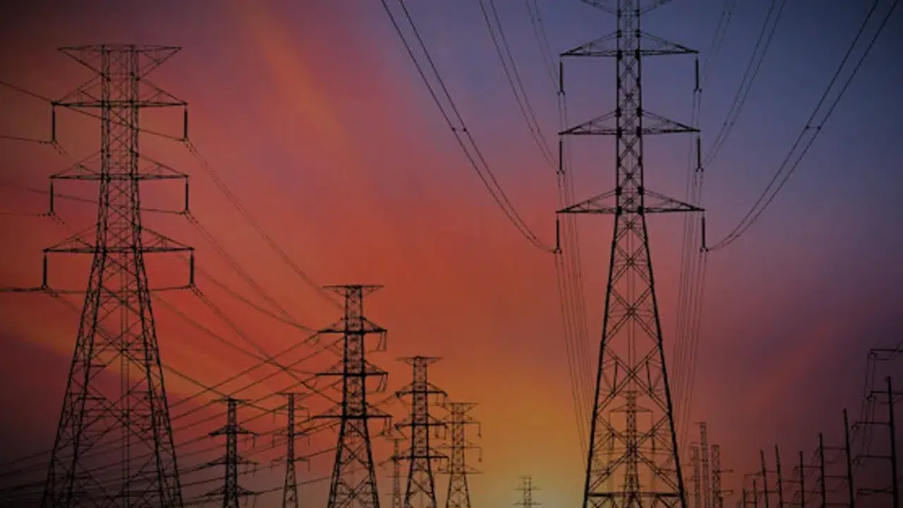 İzmir'de elektrik kesintisi! 31 Ocak Buca, Bornova ve Karabağlar'da elektrikler ne zaman gelecek?