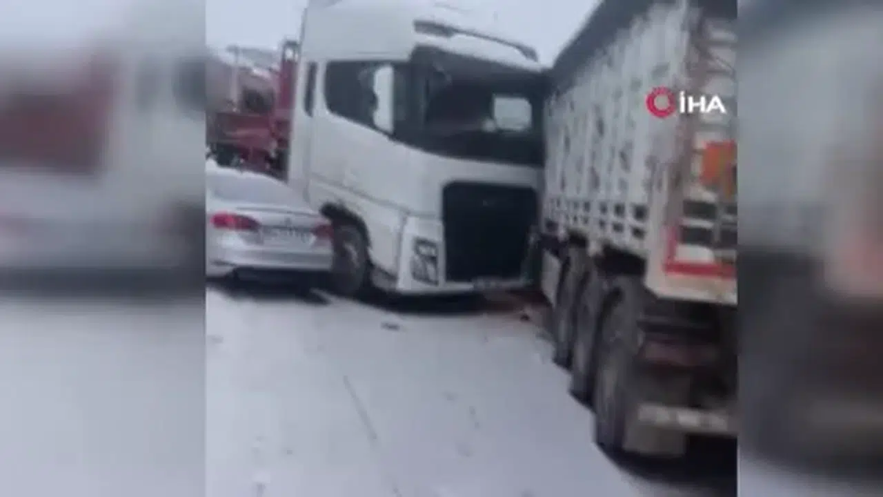 Sabah saatlerinde dehşet anları: Diyarbakır’da zincirleme kaza
