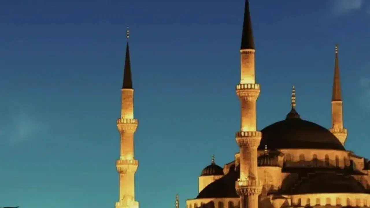 En yeni resimli Cuma mesajları! Dualı, ayetli ve kısa anlamlı En güzel hayırlı Cumalar sözleri