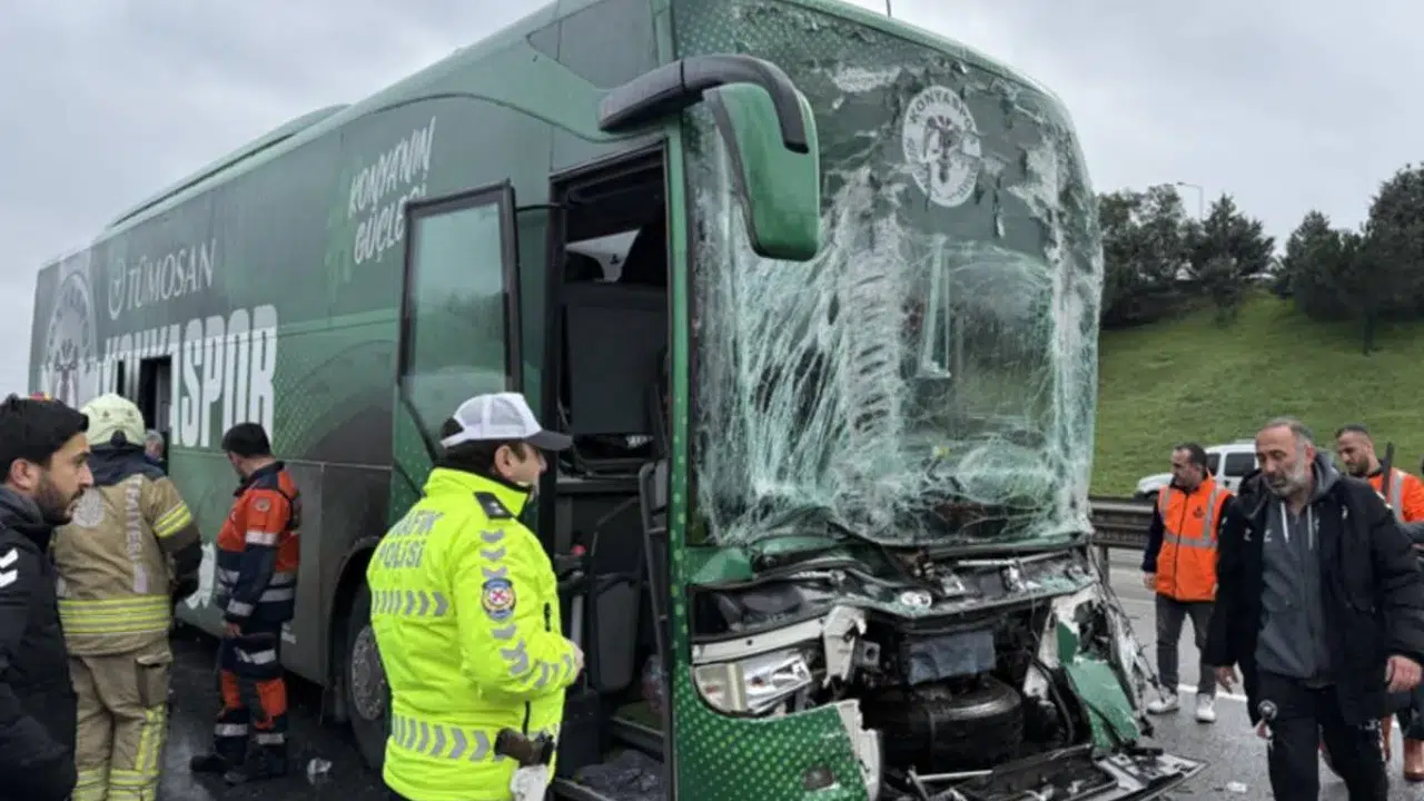 Konyaspor U19 otobüs kazası nerede oldu, kaç kişi yaralandı, kimler hastaneye kaldırıldı?