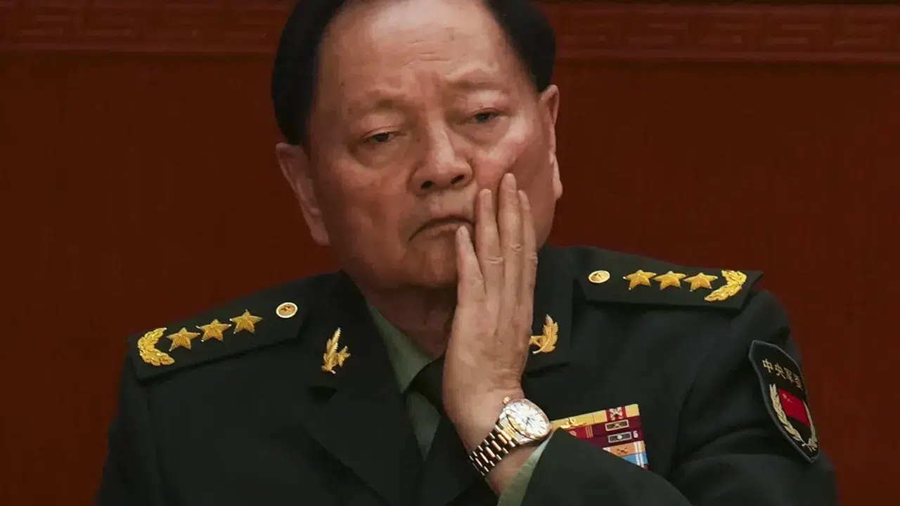 Çin ordusunda şok dalga: İki üst düzey komutan incelemeye alındı!