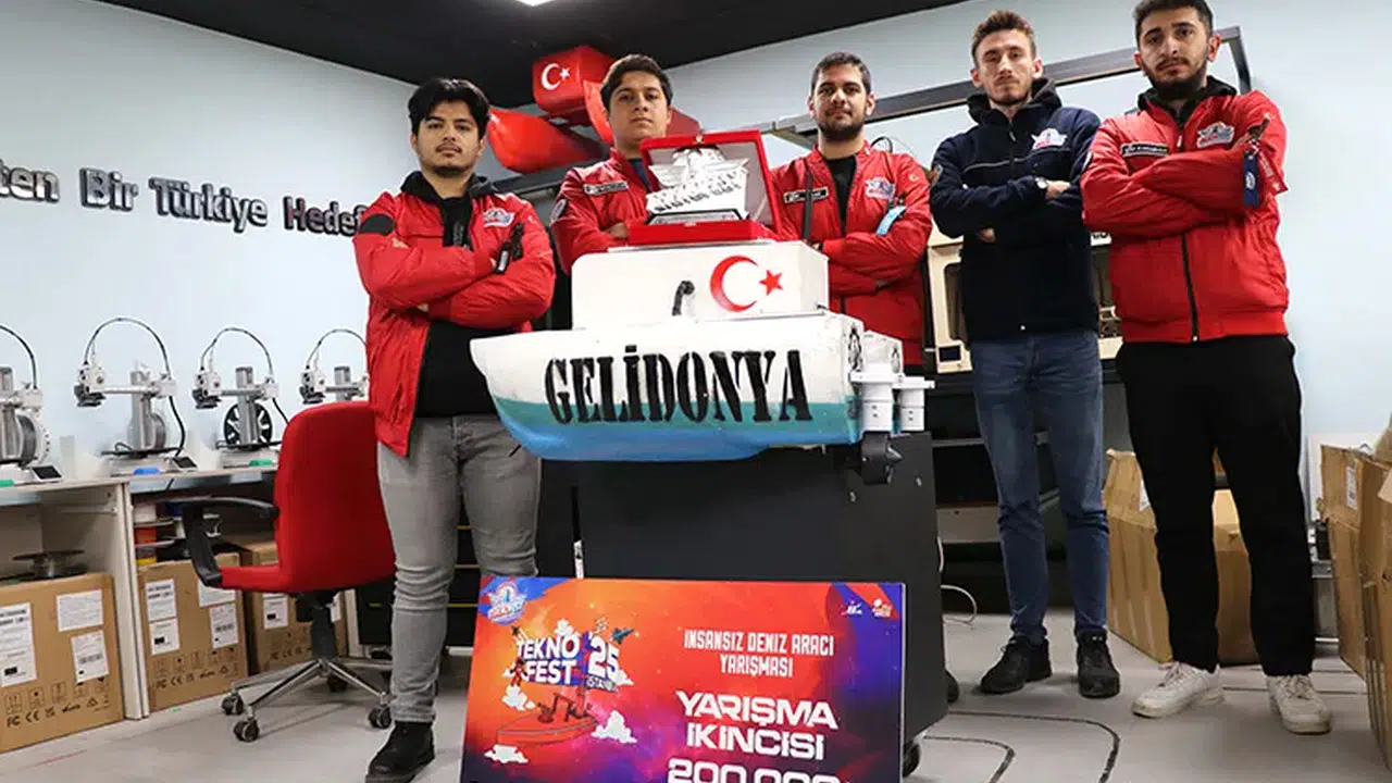 Küheylan sahne aldı: Öğrenciler TEKNOFEST'te Türkiye ikincisi oldu