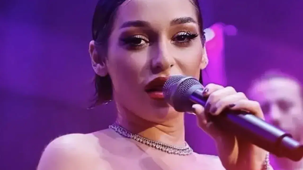 Şarkıcı Alya kimdir, uyuşturucu mu kullandı, kökeni neresi, kaç yaşında?