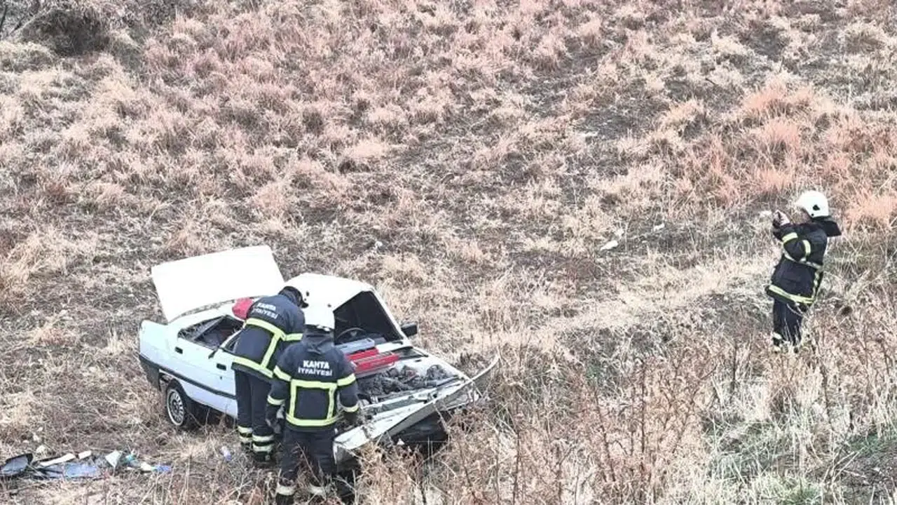 Kahta’da korkunç kaza...Otomobil şarampole uçtu!