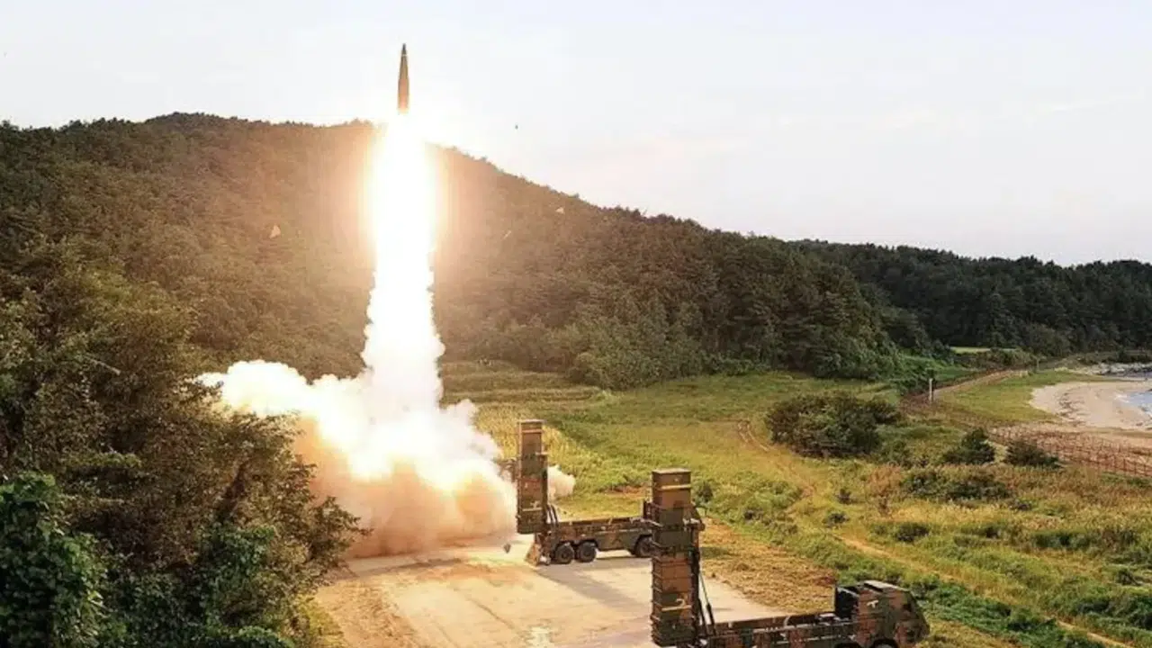 Gerilim tırmanıyor: Güney Kore yeni nesil balistik füzesini konuşlandırıyor