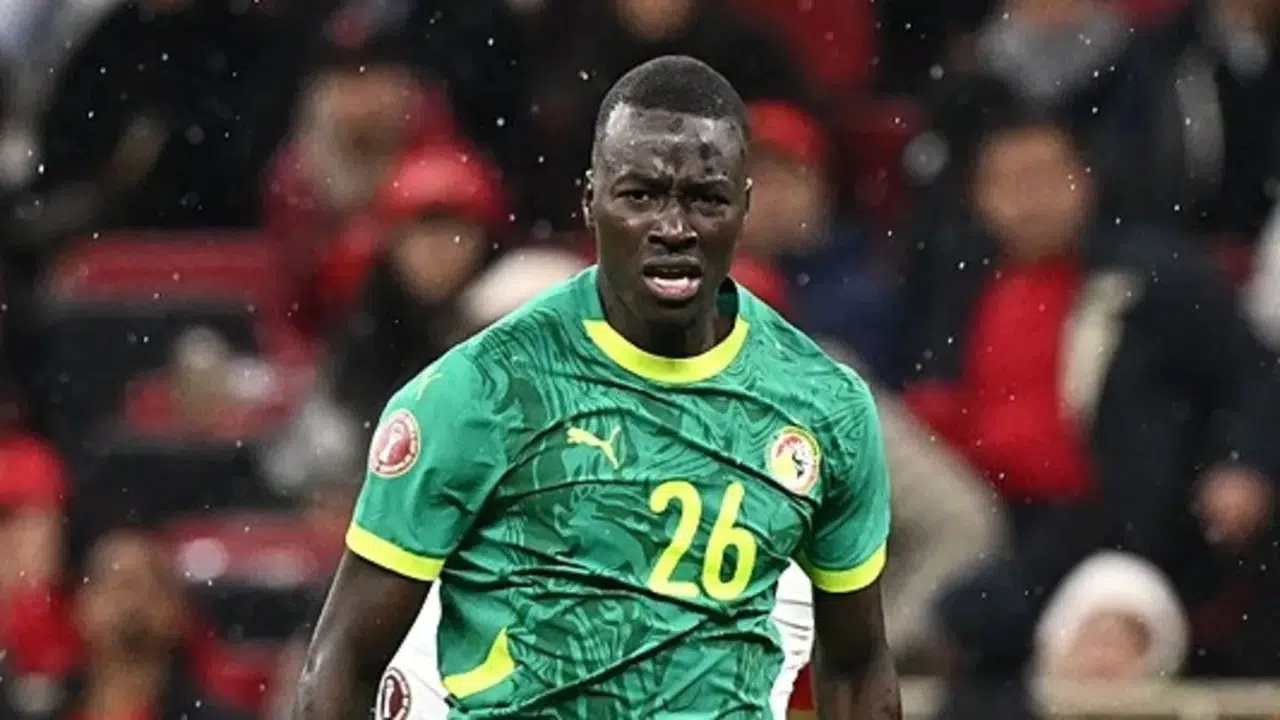 Galatasaray Pape Gueye transferinden neden vazgeçti, Villarreal bonservis bedeli ve maaş talebi ne kadar?