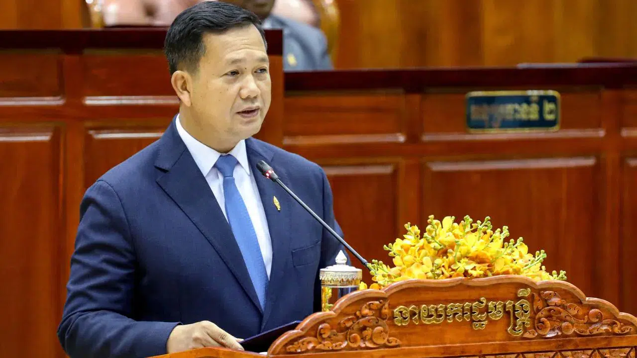 Ateşkes gölgesinde patlama: Taylandlı asker yaralandı, Bangkok protesto verdi!